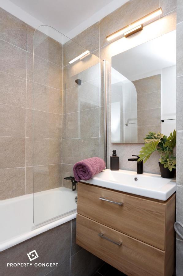 Bright & Relaxing Stay Studio Bukarest Exteriör bild